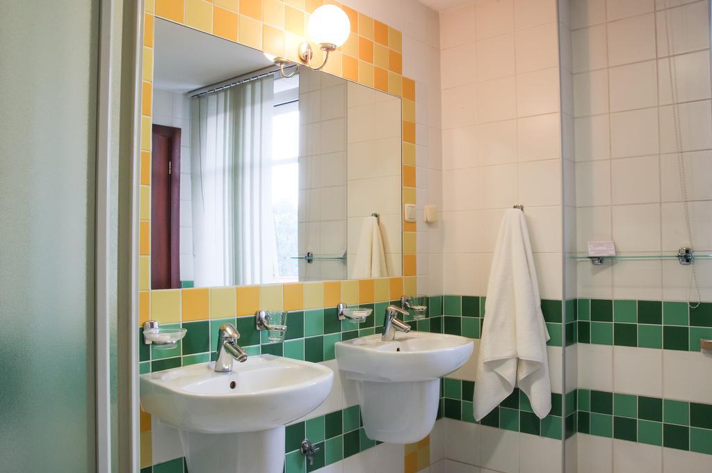 Hotel Sutoris Bochnia Pokoj fotografie