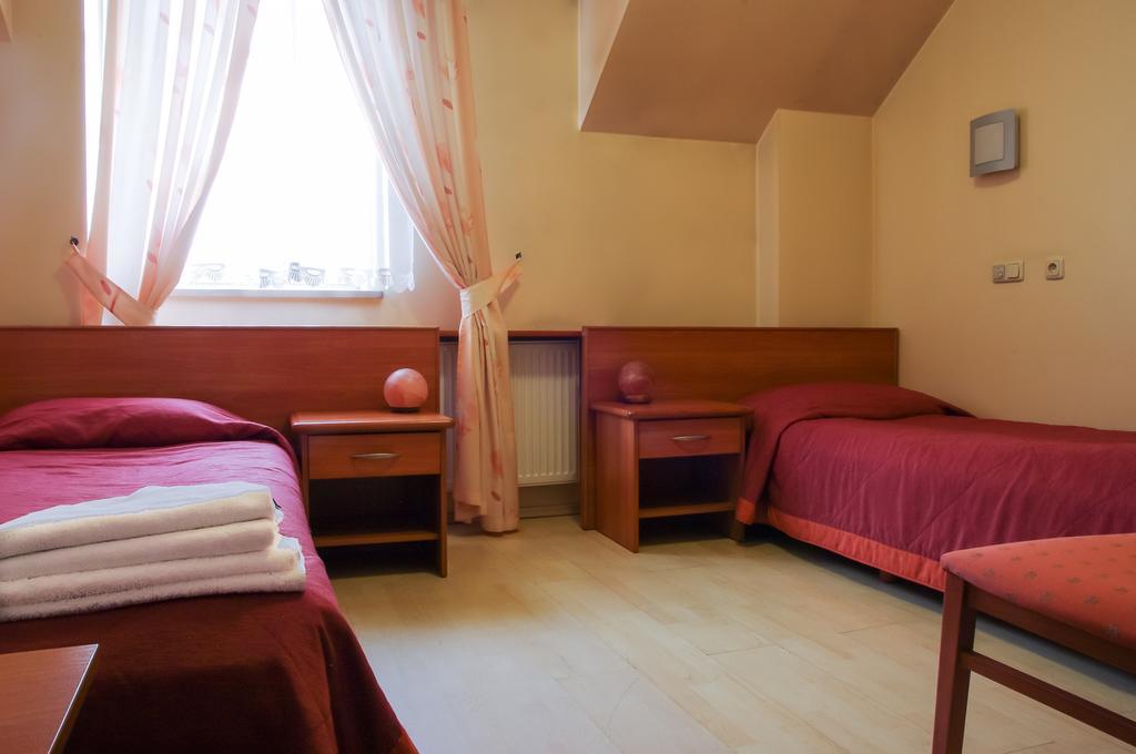 Hotel Sutoris Bochnia Pokoj fotografie